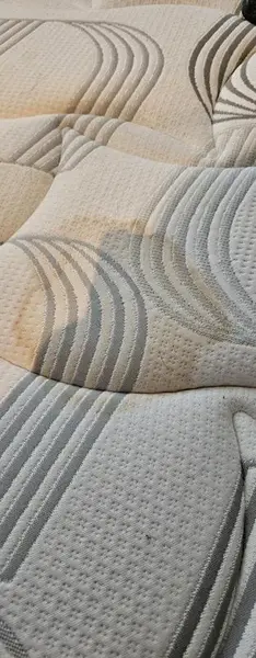 Avant nettoyage matelas